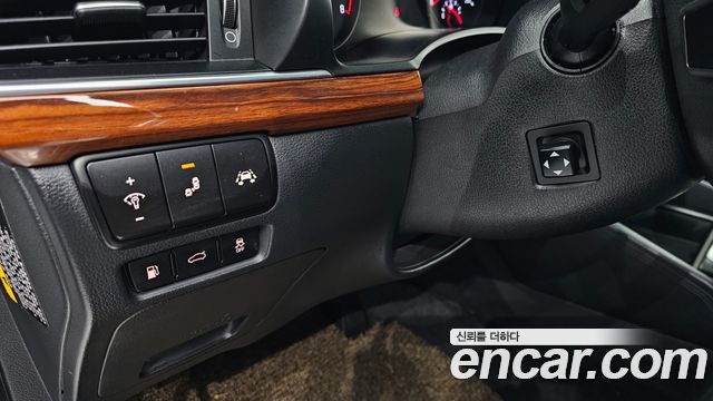 Kia K7 2017 — photo 24