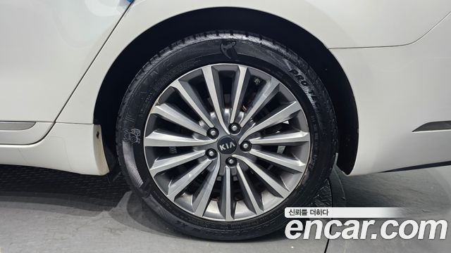 Kia K7 2017 — photo 7