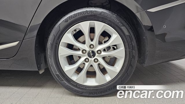 Kia K8 2022 — photo 7