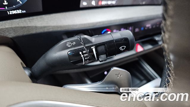 Kia K8 2022 — photo 31
