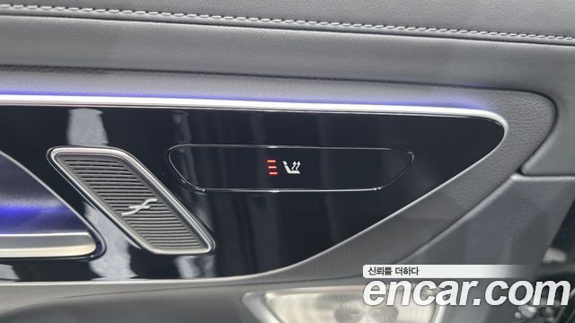 Mercedes-Benz GLC-Class 2024 — photo 30