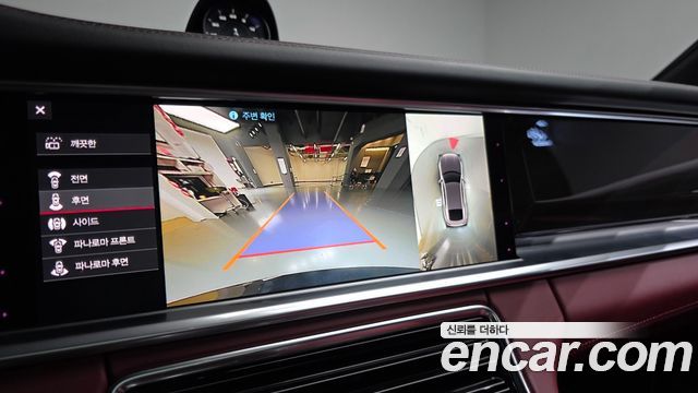 Porsche Panamera 2019 — photo 21
