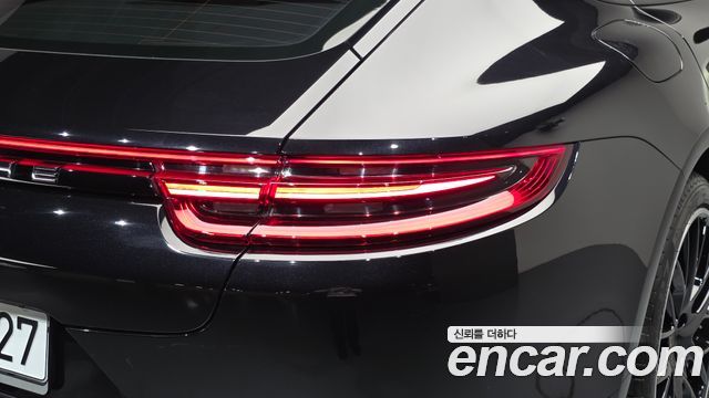 Porsche Panamera 2019 — photo 9