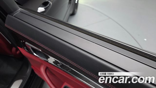 Porsche Panamera 2019 — photo 33