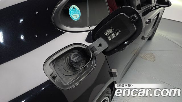 Porsche Panamera 2019 — photo 37