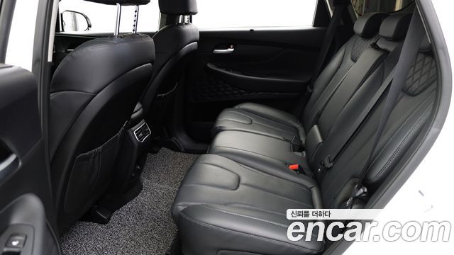 Hyundai Santafe 2023 — photo 7