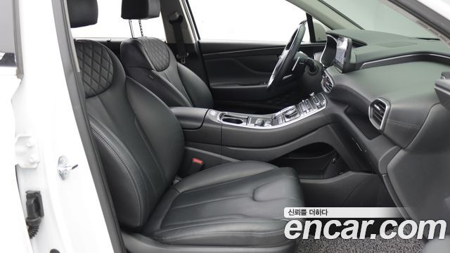 Hyundai Santafe 2023 — photo 9