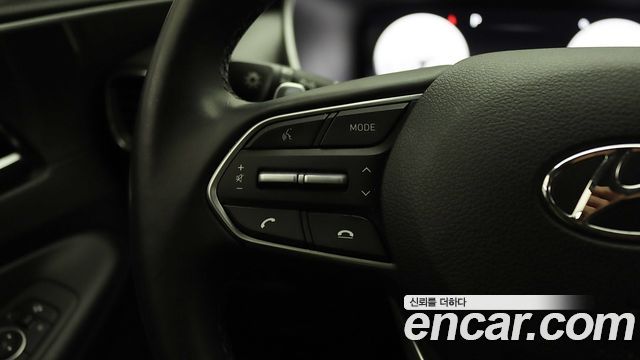 Hyundai Santafe 2023 — photo 12