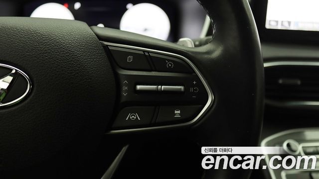 Hyundai Santafe 2023 — photo 13