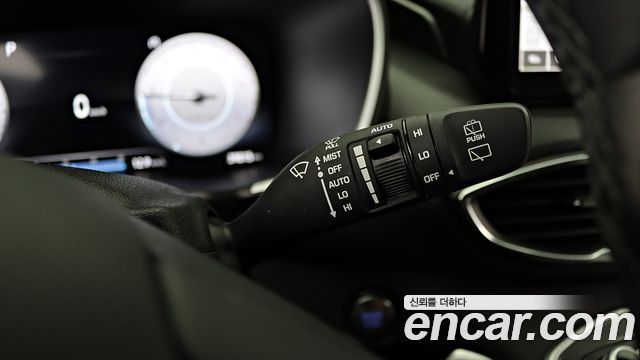 Hyundai Santafe 2023 — photo 15