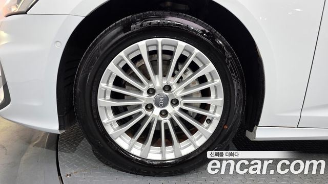Audi A6 2020 — photo 5
