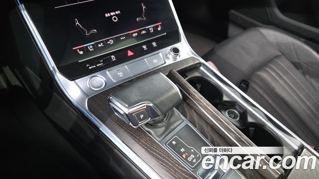 Audi A6 2020 — photo 12
