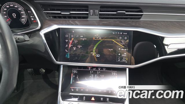 Audi A6 2020 — photo 19