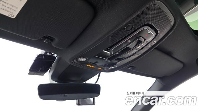 Audi A6 2020 — photo 25