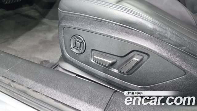 Audi A6 2020 — photo 31