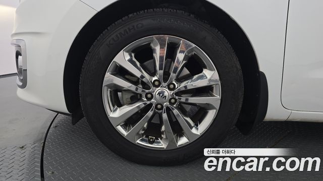 Kia Canival 2017 — photo 5