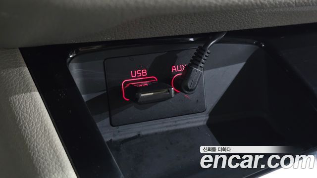 Kia Canival 2017 — photo 14