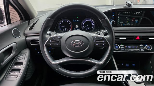 Hyundai Sonata 2023 — photo 22