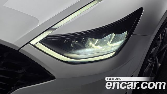 Hyundai Sonata 2023 — photo 8