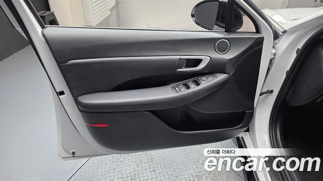 Hyundai Sonata 2023 — photo 14