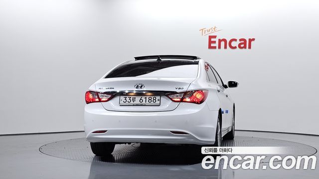 Hyundai Sonata 2010 — photo 4