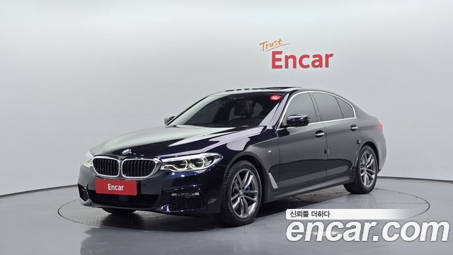 BMW 5-Series 2018 — photo 1