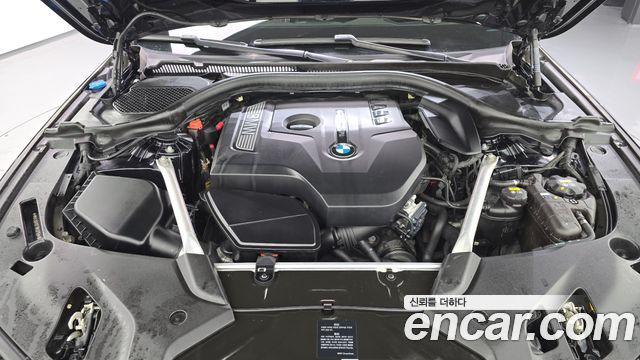BMW 5-Series 2018 — photo 6