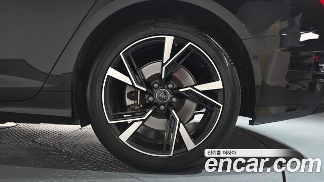 Audi A6 2020 — photo 7