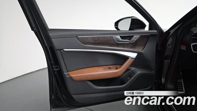 Audi A6 2020 — photo 14