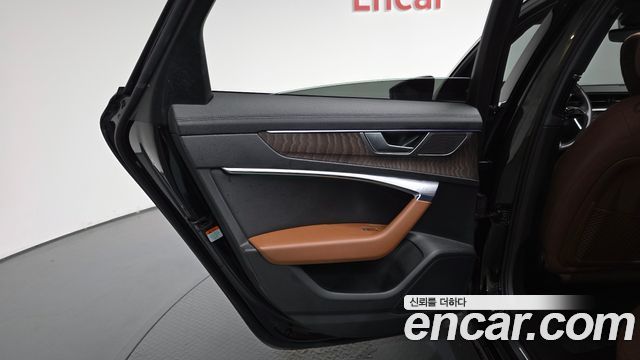 Audi A6 2020 — photo 15
