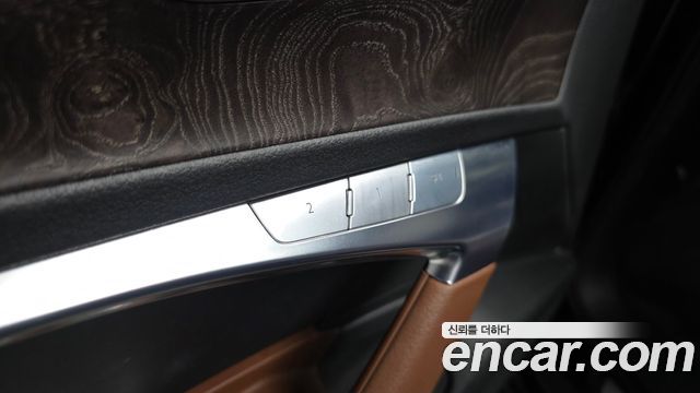 Audi A6 2020 — photo 32