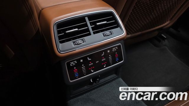Audi A6 2020 — photo 33