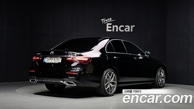 Mercedes-Benz E-Class 2021 — photo 2