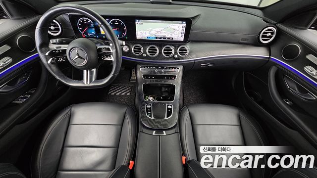 Mercedes-Benz E-Class 2021 — photo 10