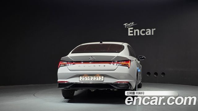 Hyundai AVANTE 2021 — photo 4