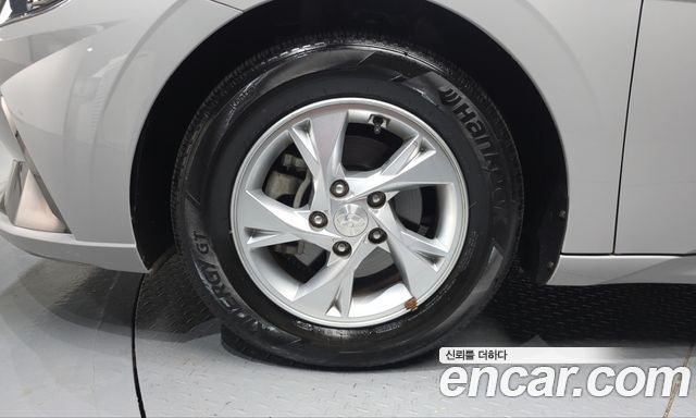 Hyundai AVANTE 2021 — photo 5