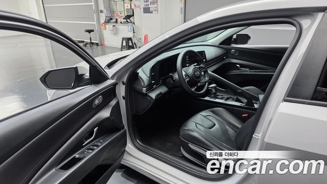 Hyundai AVANTE 2021 — photo 13