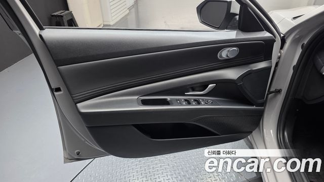 Hyundai AVANTE 2021 — photo 14