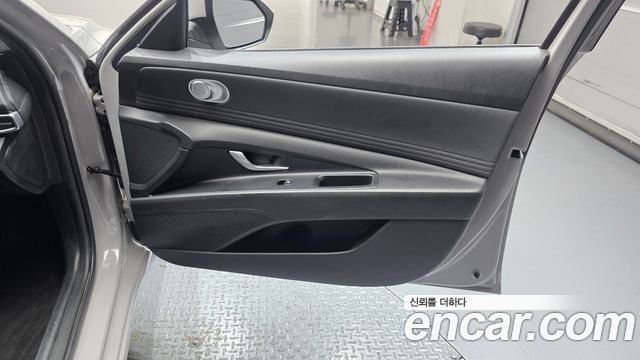 Hyundai AVANTE 2021 — photo 15
