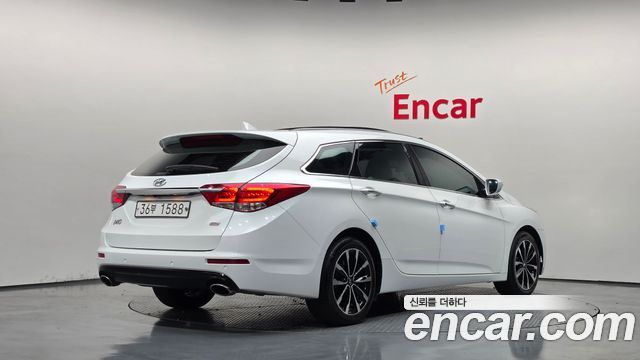 Hyundai i40 2018 — photo 2