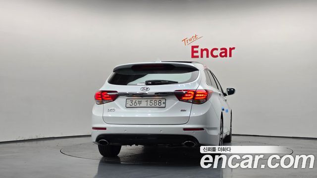 Hyundai i40 2018 — photo 4