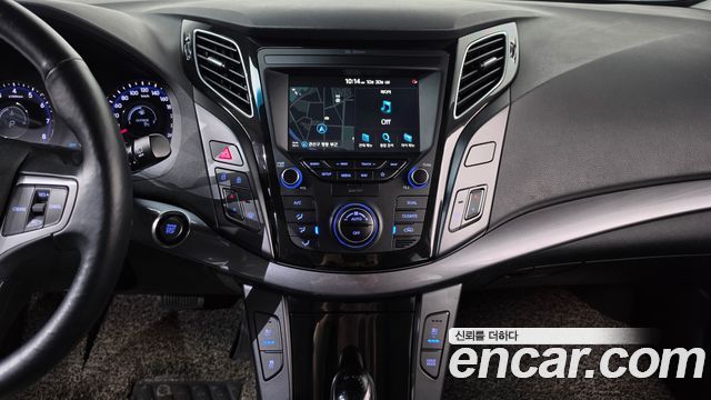 Hyundai i40 2018 — photo 19