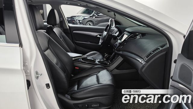 Hyundai i40 2018 — photo 16