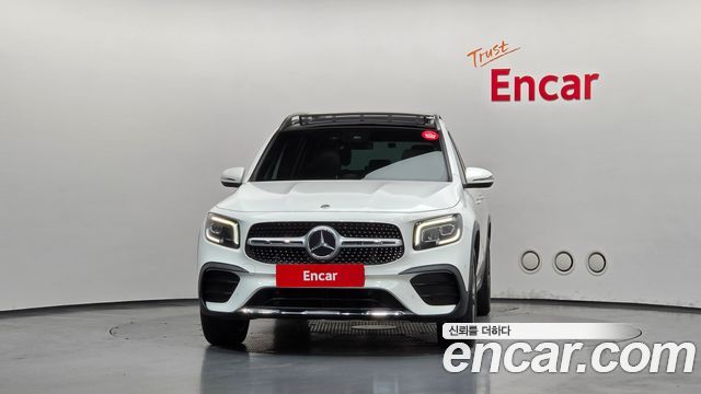 Mercedes-Benz GLB-Class 2021 — photo 3