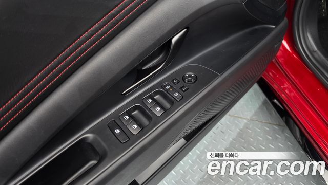 Hyundai AVANTE 2024 — photo 23