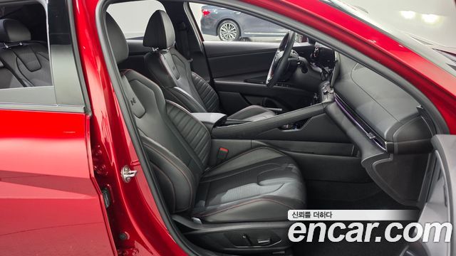Hyundai AVANTE 2024 — photo 16