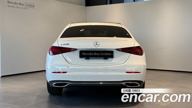 Mercedes-Benz C-Class 2026 — photo 7