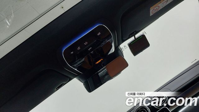 Mercedes-Benz GLC-Class 2026 — photo 17