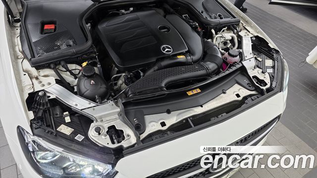 Mercedes-Benz E-Class 2022 — photo 6