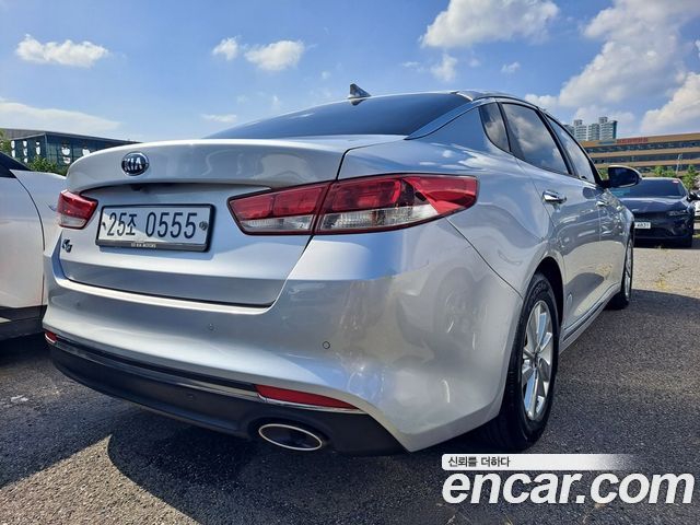 Kia K5 2017 — photo 5